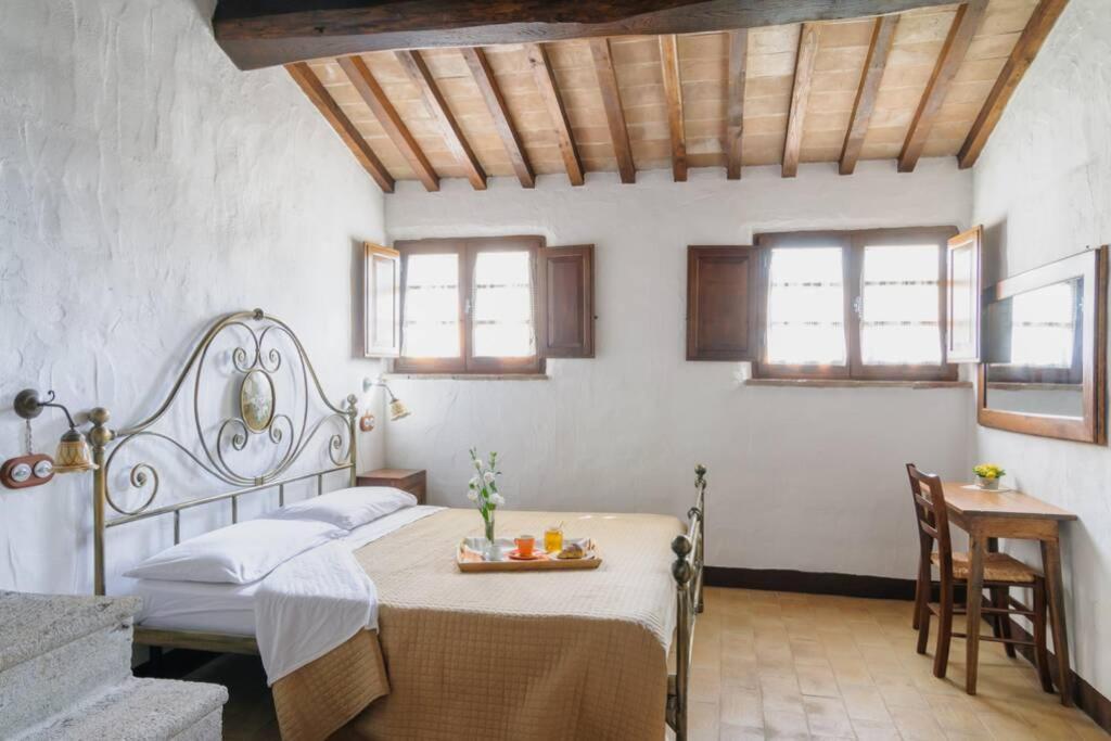 Cottage Assolata Overlooking The Orcia Valley In Tuscany Radicofani Exterior foto
